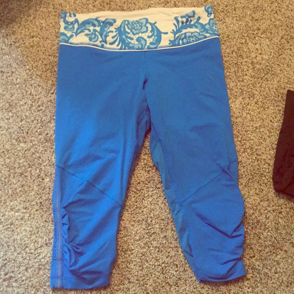 Lululemon size 10 tights